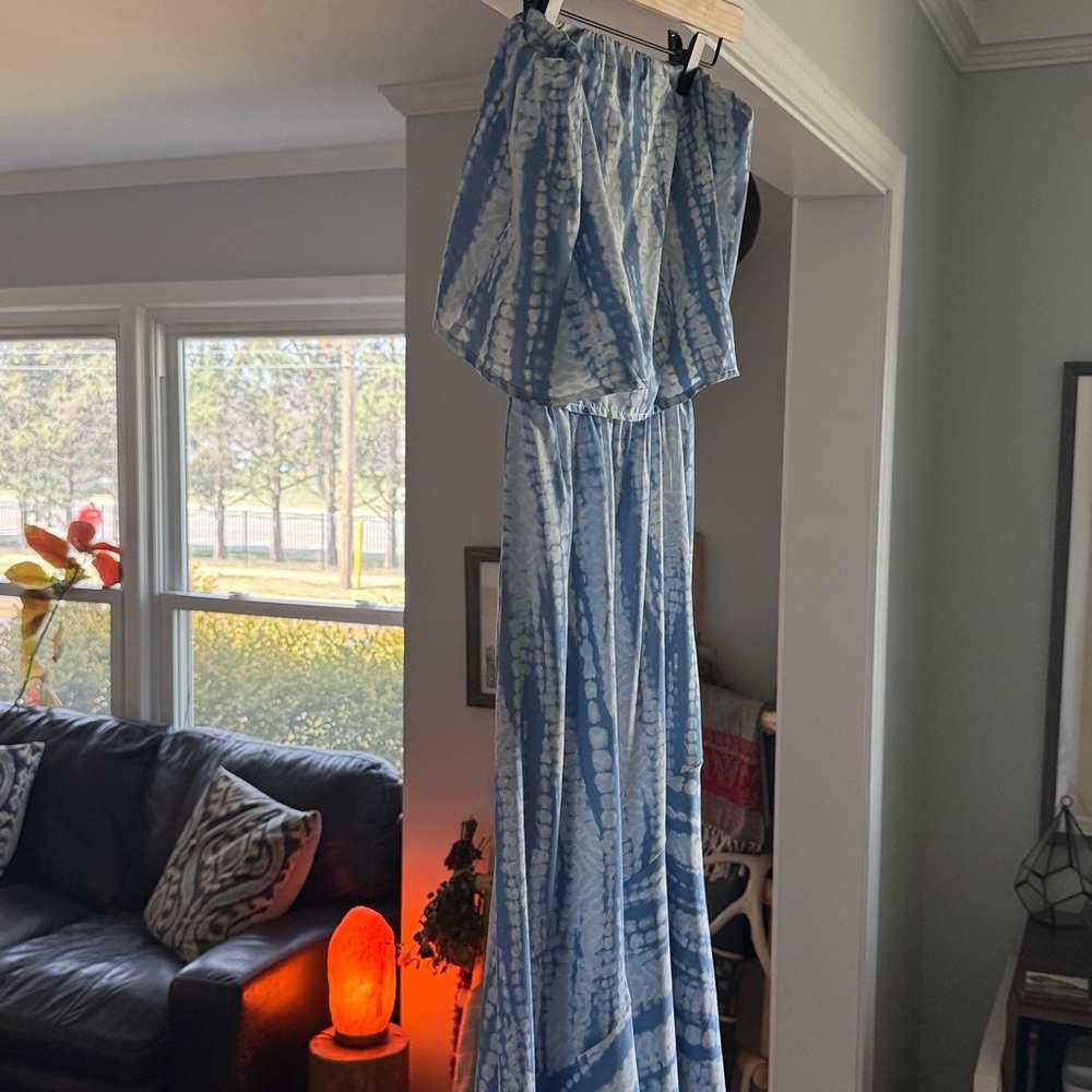 VICI Light Blue Tie-Dye Maxi Dress never worn - too long for my body! Small - Picture 6 of 6